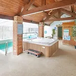 2 Bed In Pickering Oc-88957 *