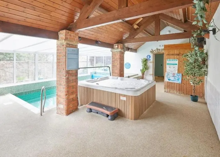 2 Bed In Pickering Oc-88957 *